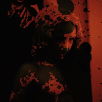 artworks-000235564745-x56lxt-t500x500